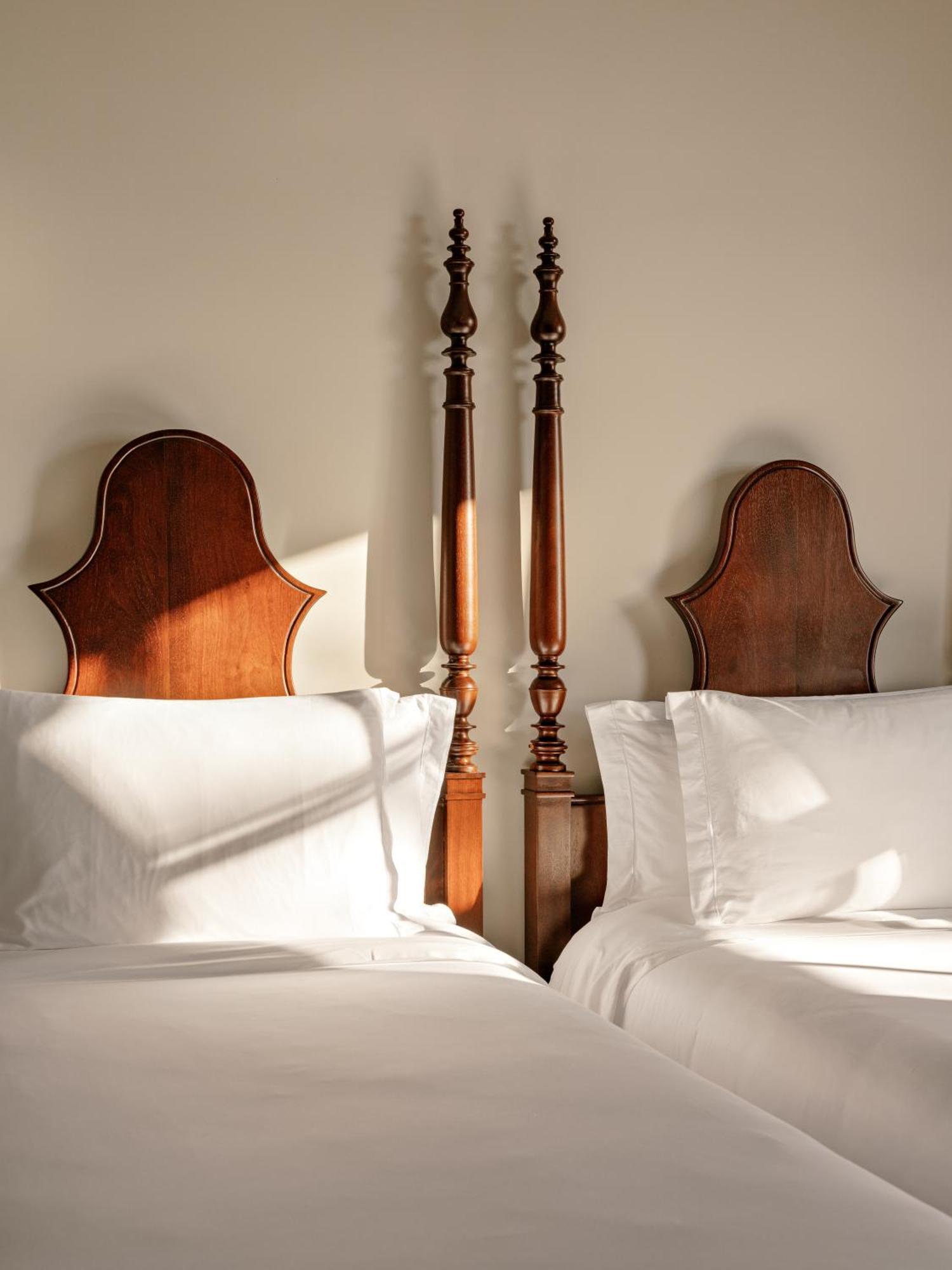 Hotel das Cataratas, A Belmond Hotel, Iguassu Falls Foz do Iguaçu Exterior foto A bed with a high-post headboard